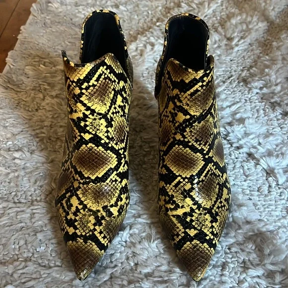 ZARA SKAKESKIN BOOTIES - Picture 2 of 13